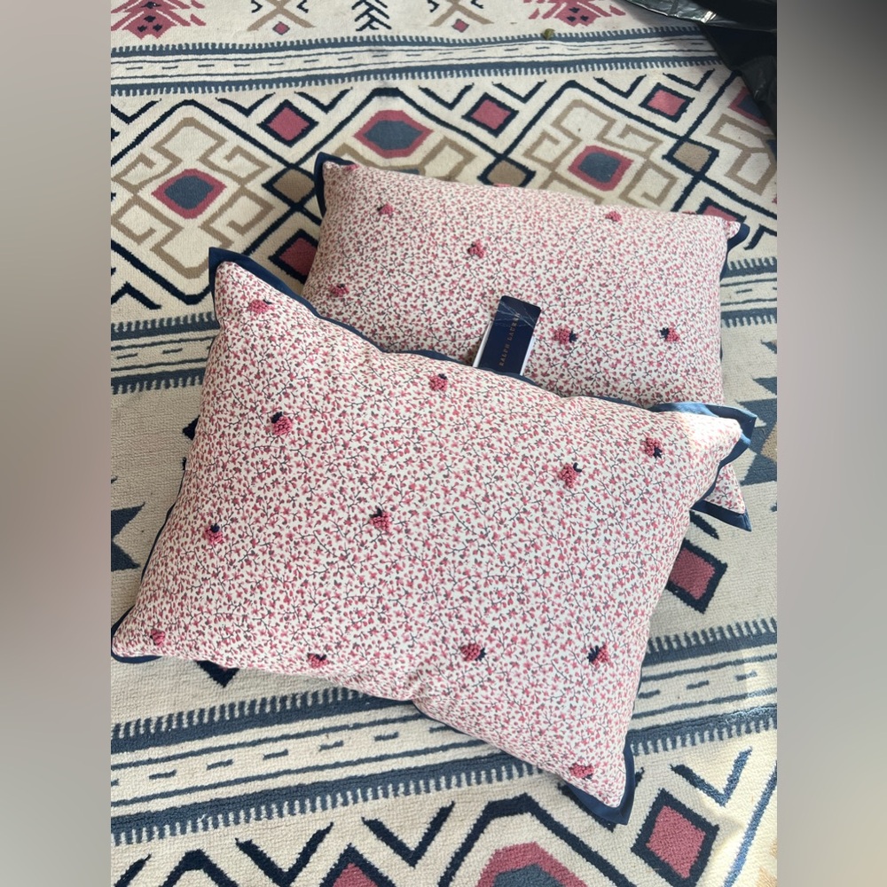 Ralph Lauren Maye Chic Cream Pillows (2) 15x20”
